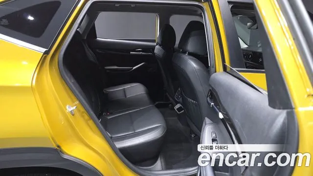 Kia Seltos — Фото автомобиля 9