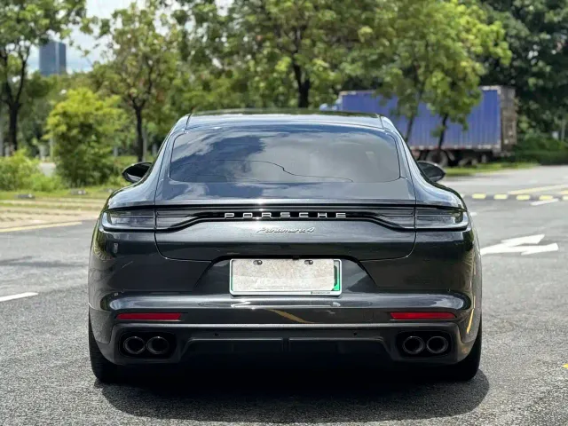 Porsche Panamera — Фото автомобиля 6