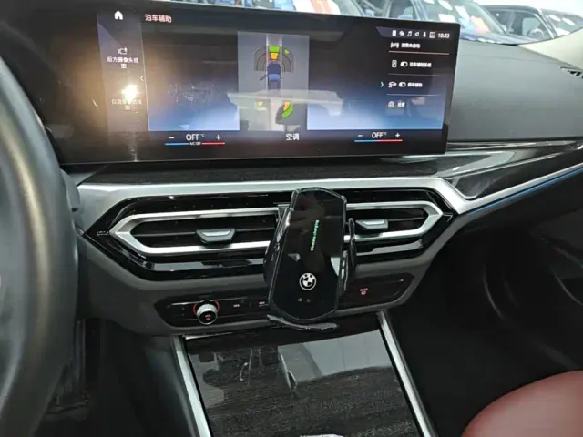 BMW 3 Series — Фото автомобиля 12