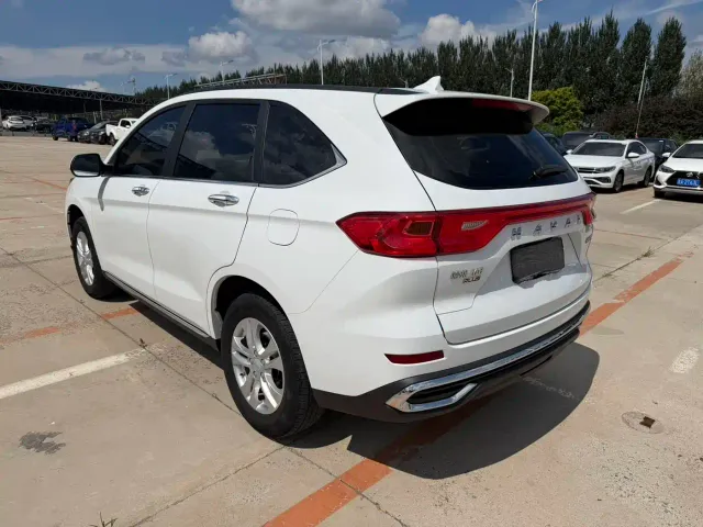 Haval M6 — Фото автомобиля 6