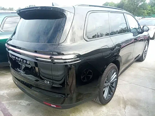 Leapmotor C16 — Фото автомобиля 6