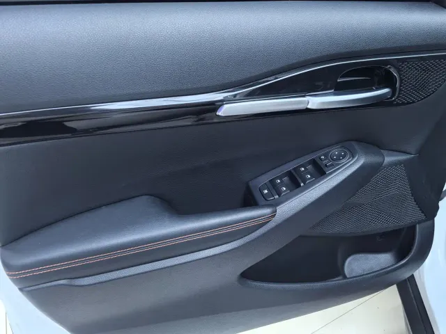 Kia Seltos — Фото автомобиля 5