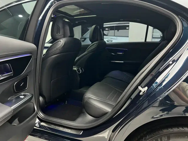 Mercedes-Benz C-Class — Фото автомобиля 6