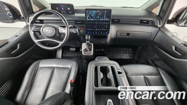 Hyundai Staria Staria 4WD Tourer 9 мест — Фото автомобиля 7
