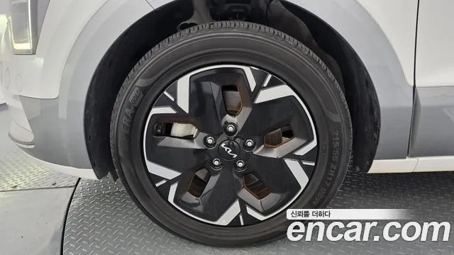 Kia Niro All Niro EV Earth — Фото автомобиля 5