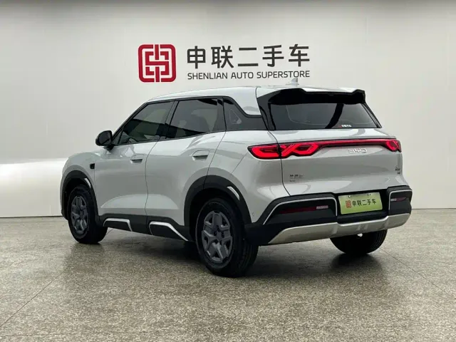 BYD Yuan UP — Фото автомобиля 2