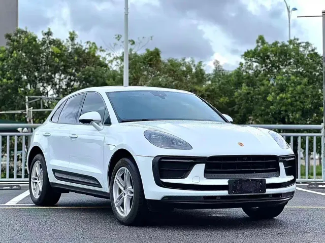 Porsche Macan — Фото автомобиля 3