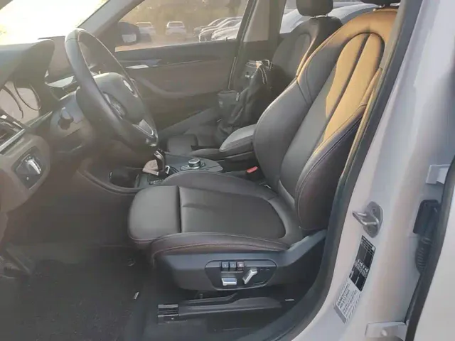 BMW X1 — Фото автомобиля 14