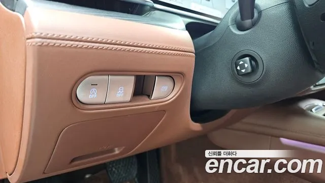 Genesis G90 Бензин 3.5 турбо AWD — Фото автомобиля 18