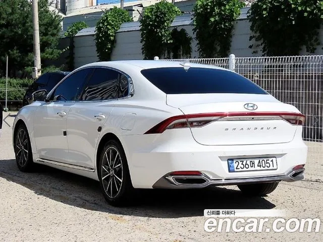 Hyundai Grandeur Grandeur (New) — Фото автомобиля 3