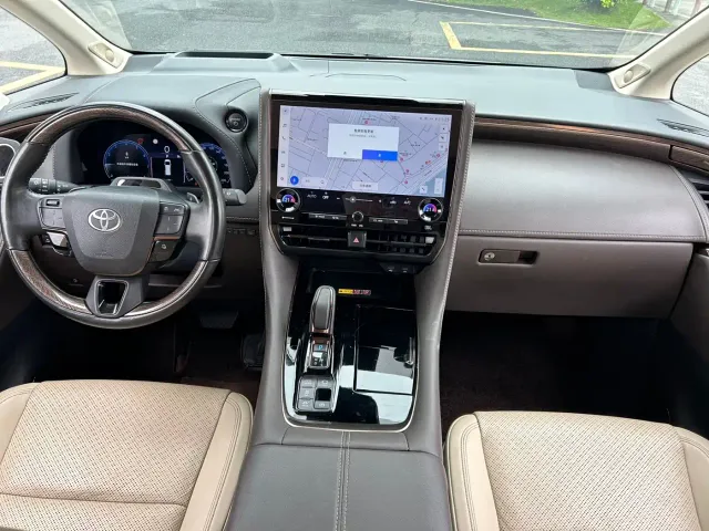 Toyota Alphard — Фото автомобиля 5