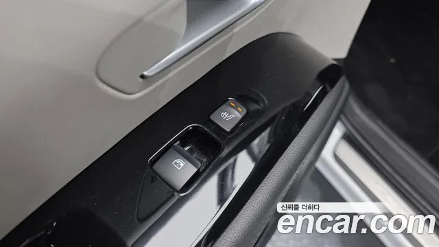 Hyundai Tucson Tucson (NX4) Бензин 1.6 турбо 2WD — Фото автомобиля 30
