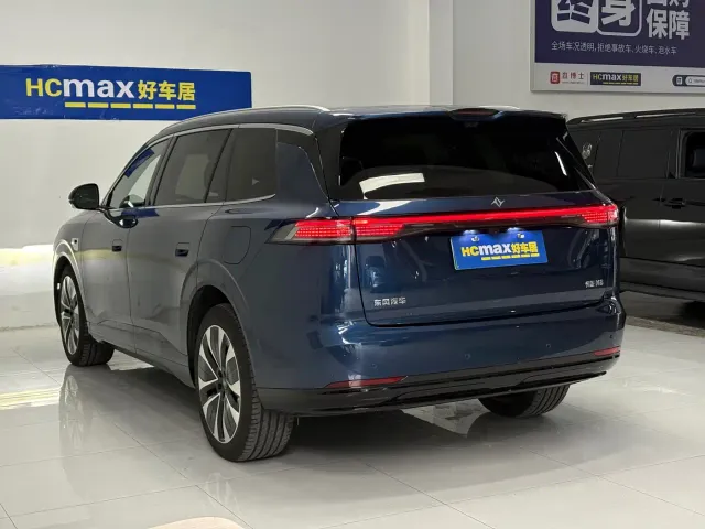Dongfeng E8 M8 — Фото автомобиля 5