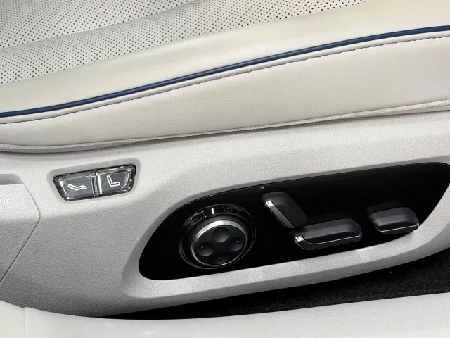 Luxeed S7 — Фото автомобиля 14