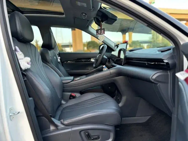 Geely Galaxy E5 — Фото автомобиля 4