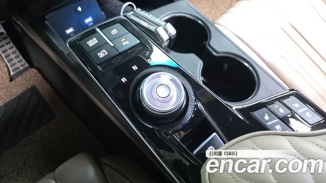 Kia K8 K8 Hybrid — Фото автомобиля 9