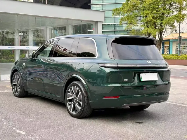 Li Auto L9 — Фото автомобиля 5