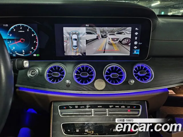 Mercedes-Benz E-Class — Фото автомобиля 6