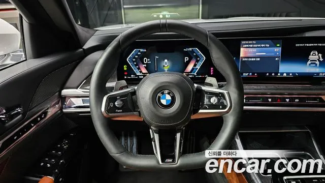 BMW 7-Series 7 серия (G70) 740i sDrive M Sport — Фото автомобиля 12