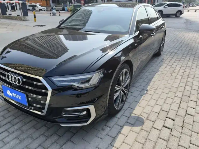 Фотография автомобиля — Audi A6L