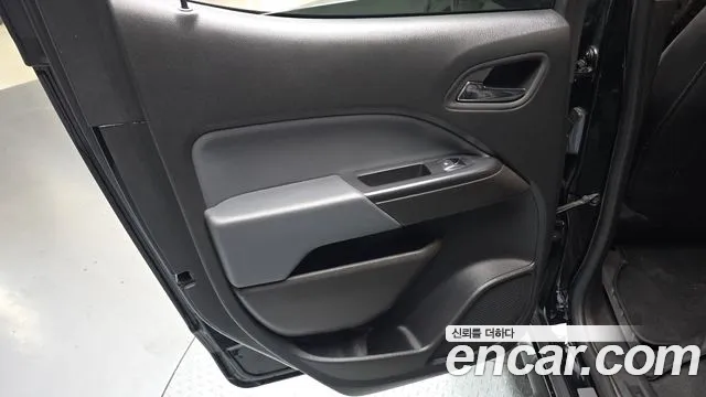 Chevrolet Colorado — Фото автомобиля 25