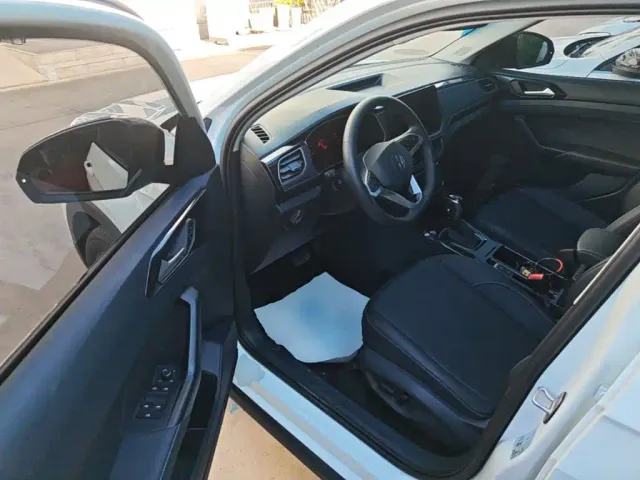 Volkswagen Tharu — Фото автомобиля 15