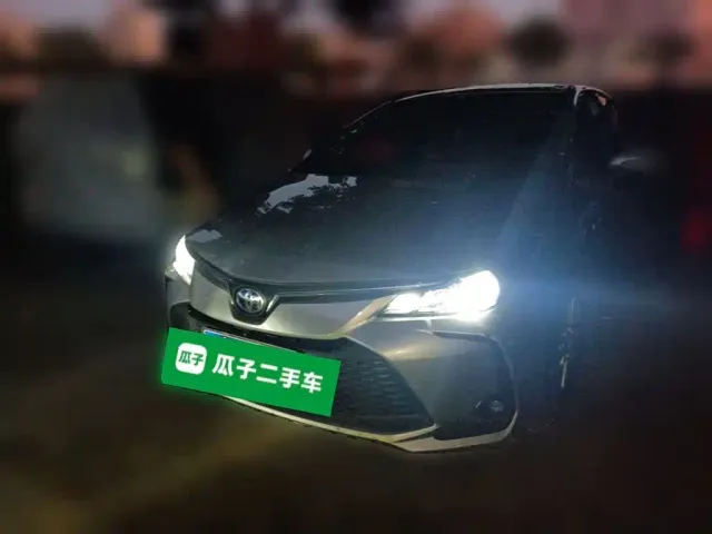Фотография автомобиля — Toyota Corolla