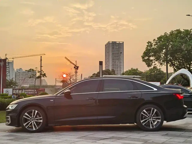 Audi A6L — Фото автомобиля 7