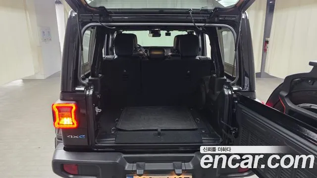 Jeep Wrangler Wrangler (JL) — Фото автомобиля 18