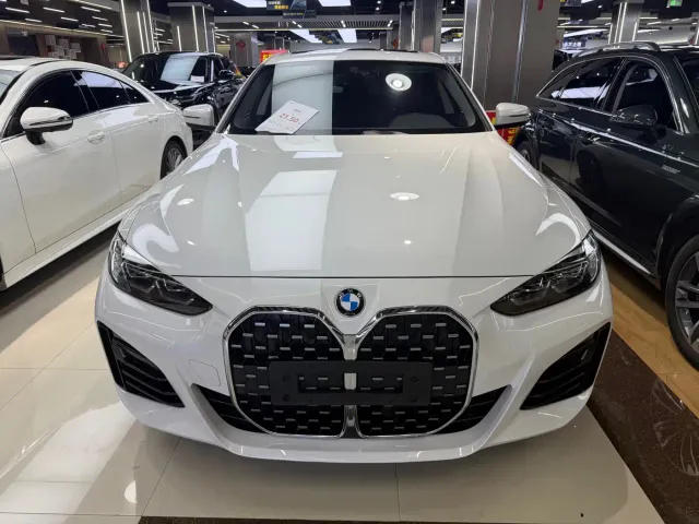 Фотография автомобиля — BMW 4 Series