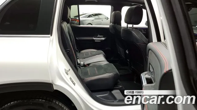 Mercedes-Benz GLB-Class — Фото автомобиля 12