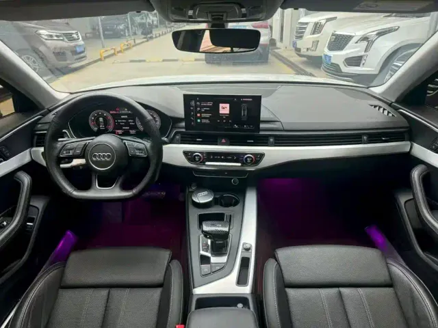 Audi A4L — Фото автомобиля 9