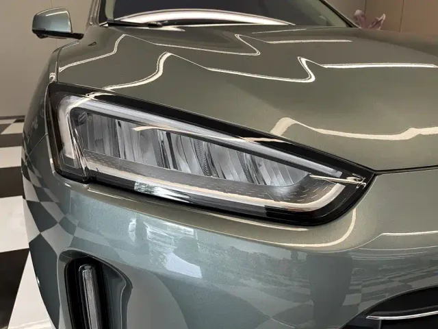 Aito M5 — Фото автомобиля 9