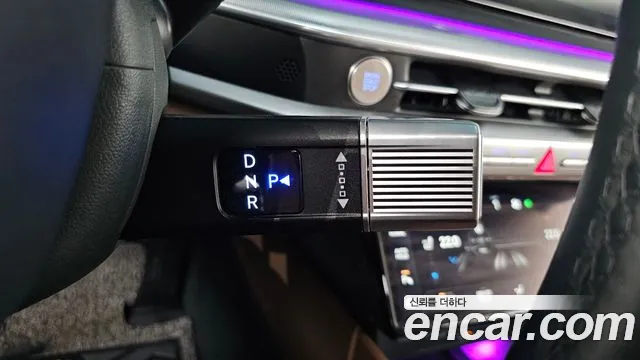 Hyundai Grandeur GN7 — Фото автомобиля 12
