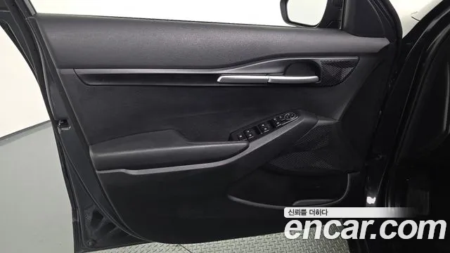 Kia Seltos — Фото автомобиля 13