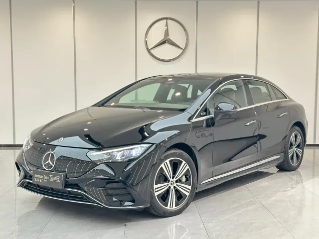 Фотография автомобиля — Mercedes-Benz EQE