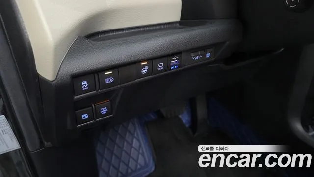 Toyota Sienna — Фото автомобиля 13