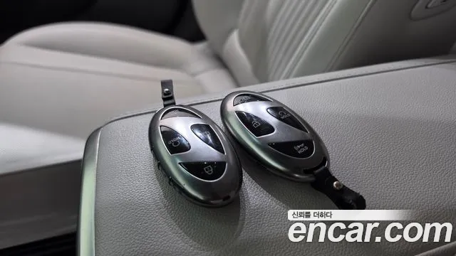 Hyundai Grandeur GN7 — Фото автомобиля 24