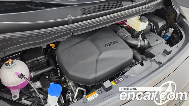 Hyundai Staria — Фото автомобиля 9