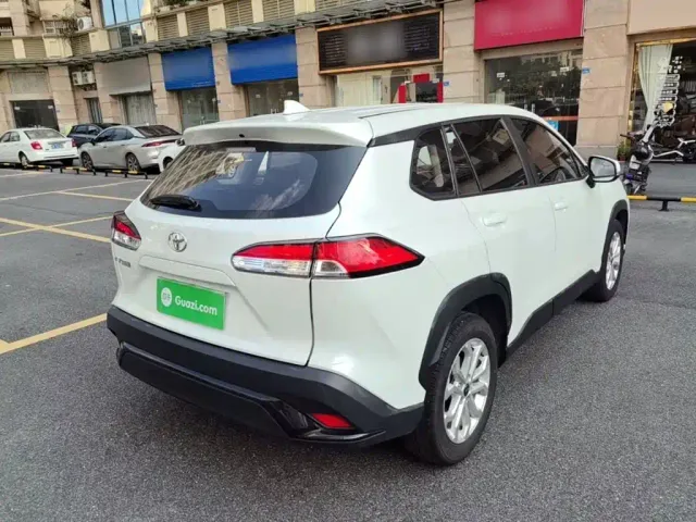 Toyota Frontlander — Фото автомобиля 6