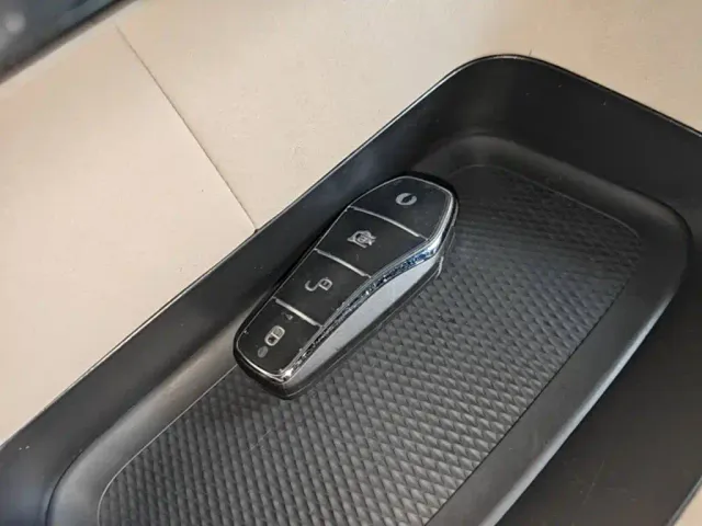 BYD Dolphin — Фото автомобиля 8