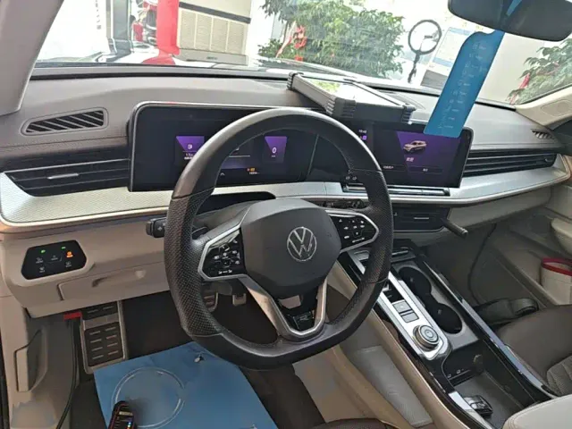 Volkswagen Talagon — Фото автомобиля 5