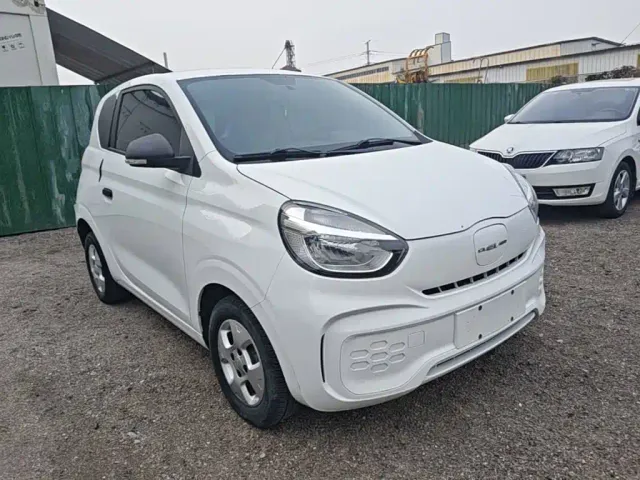 Roewe Clever — Фото автомобиля 3