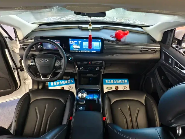 Ford Edge — Фото автомобиля 12