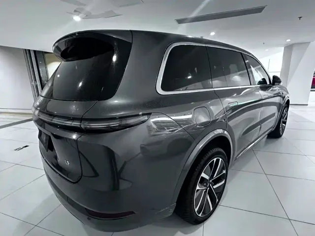 Li Auto L9 — Фото автомобиля 7