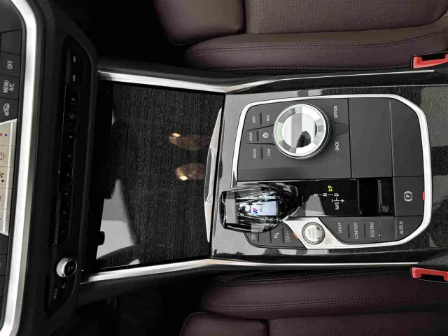 BMW 3 Series — Фото автомобиля 13