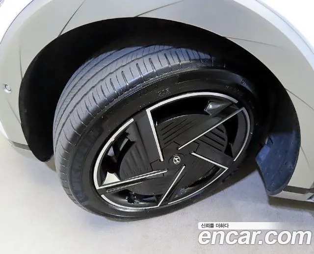 Hyundai Ioniq 5 New — Фото автомобиля 6
