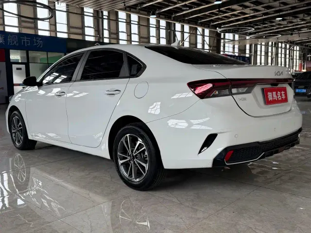 Kia K3 — Фото автомобиля 4