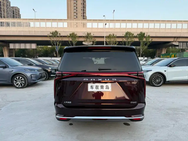 Maxus G90 — Фото автомобиля 12