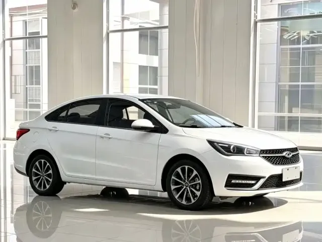 Chery Arrizo 5 — Фото автомобиля 3